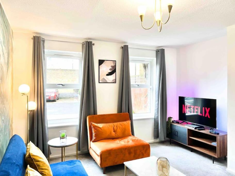 Free Parking - Business Or Relocation - Weekly Or Monthly - 4 Guests By Hofin Stays Short Lets & Serviced * Londra